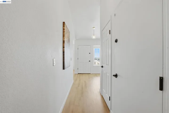 27836 E 16th St, Hayward, California 94544