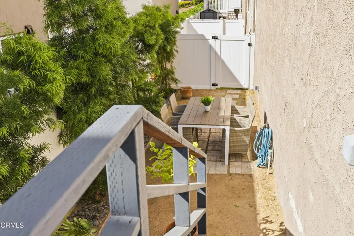 1140ManhattanBeachBlvdD-29