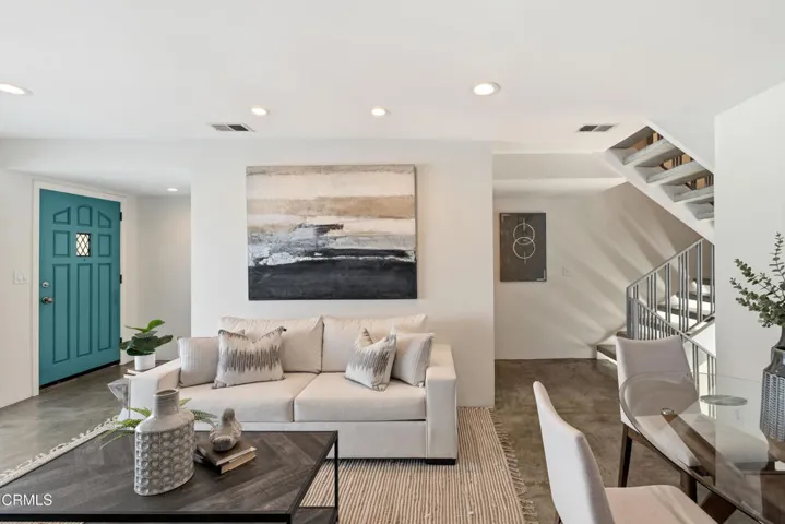 1140ManhattanBeachBlvdD-9