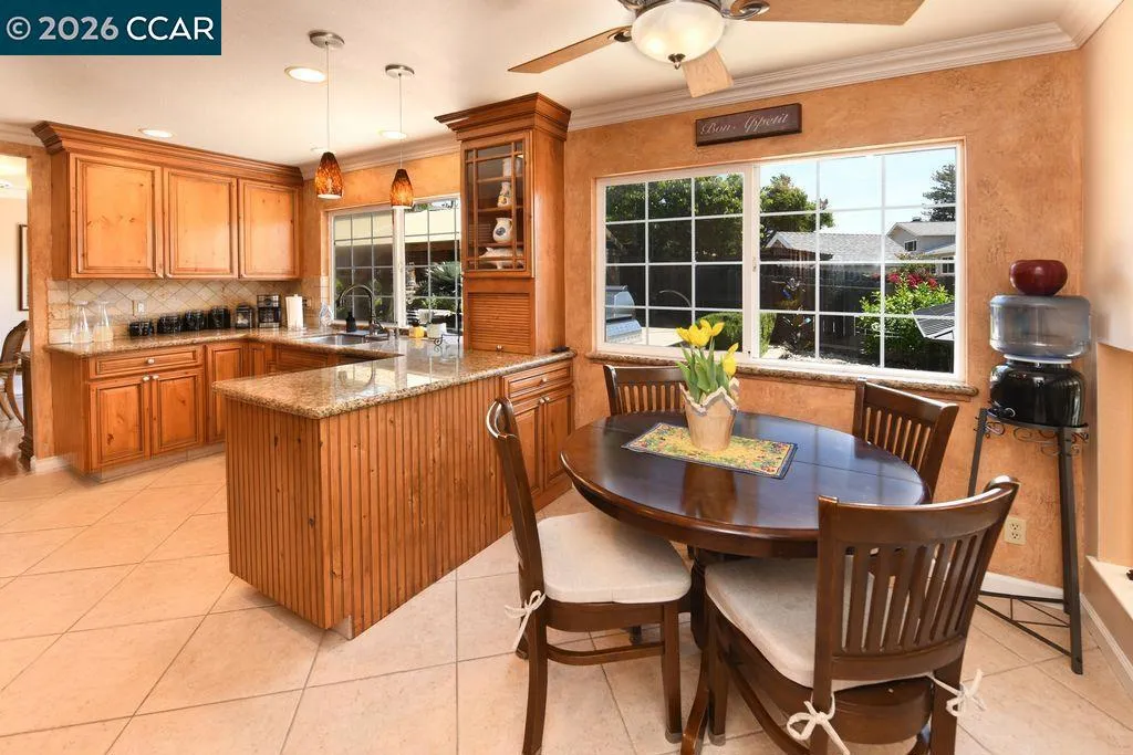 Eating Area off Kitchen