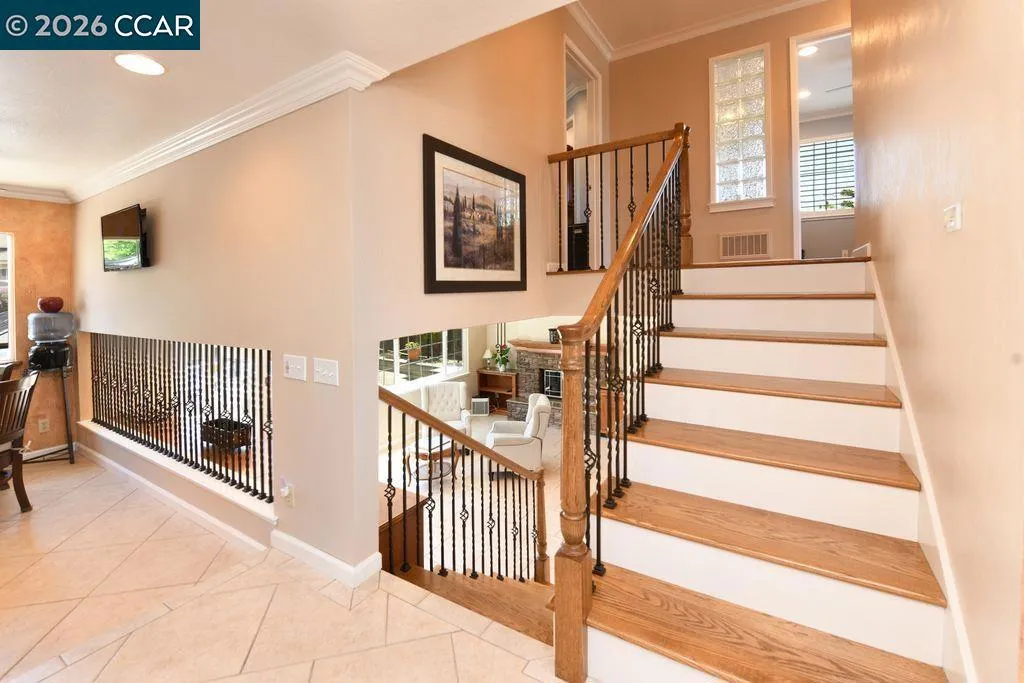 Customized Stairway-Near Entry