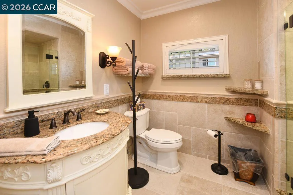 Updated Hall Bathroom
