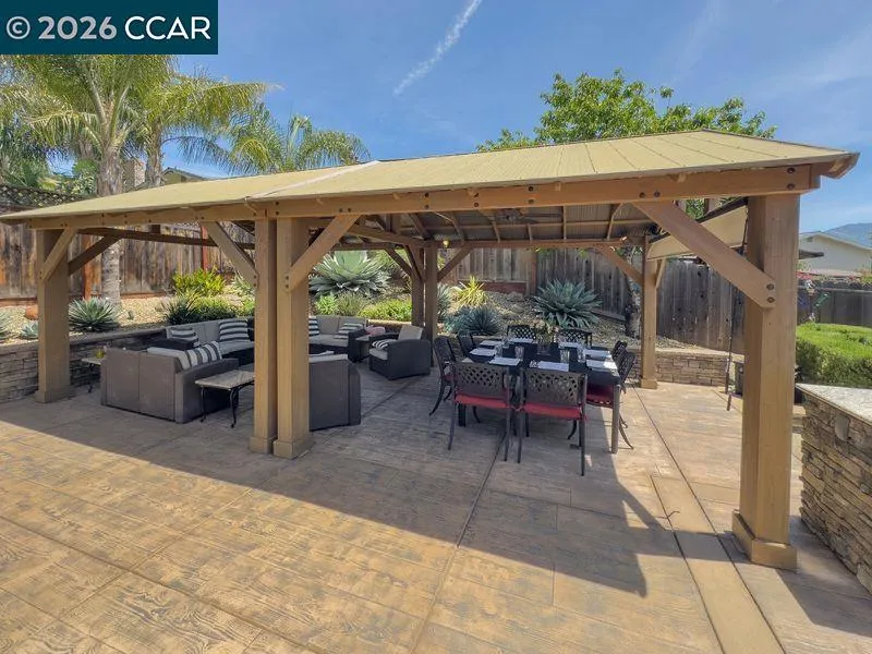 Customized Wood Plank Stamped Patio