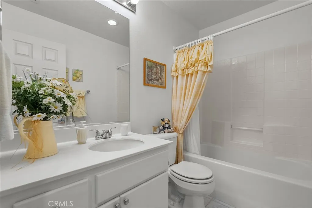 Upstairs guest bathroom