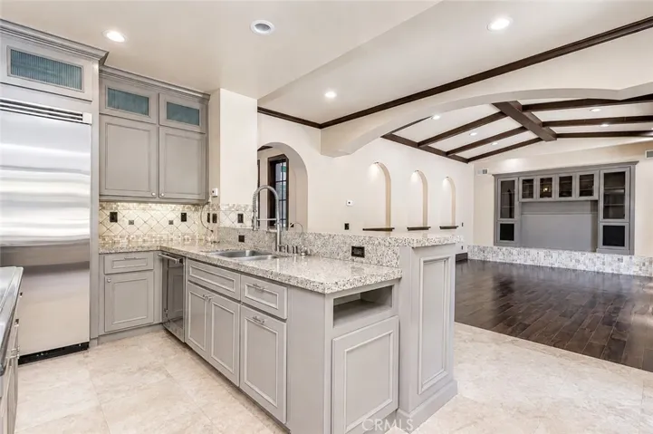 2310 Morelia, Fullerton, California 92835