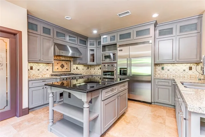 2310 Morelia, Fullerton, California 92835