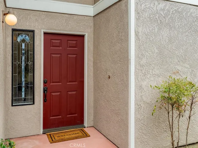 Private entry down the side path to the house.