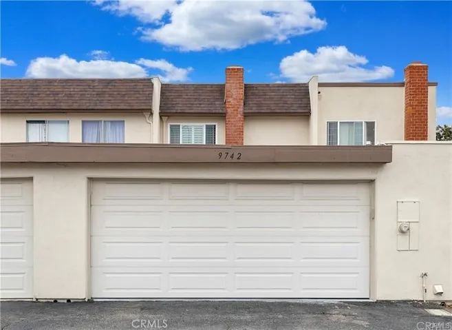 9742 Villa Pacific, Huntington Beach, California 92646