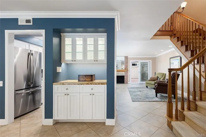 9742 Villa Pacific, Huntington Beach, California 92646
