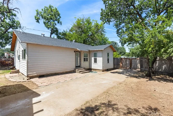 997 E 16th, Chico, California 95928