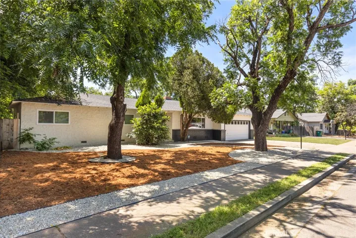 997 E 16th, Chico, California 95928