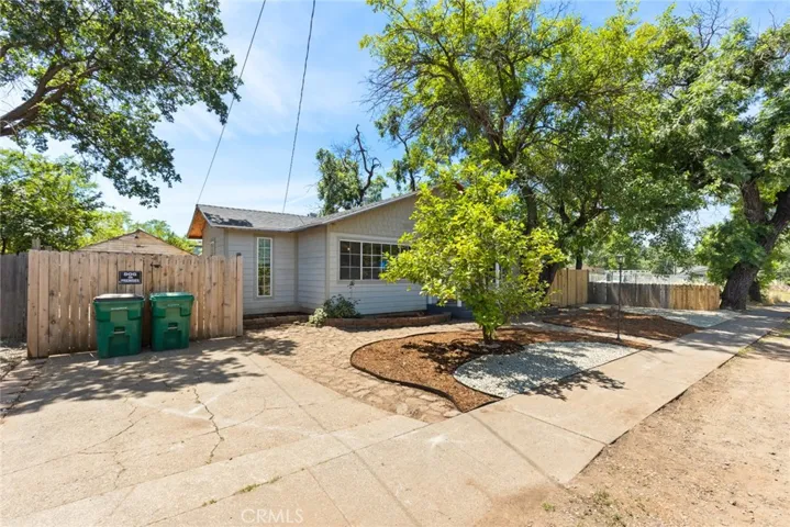 997 E 16th, Chico, California 95928