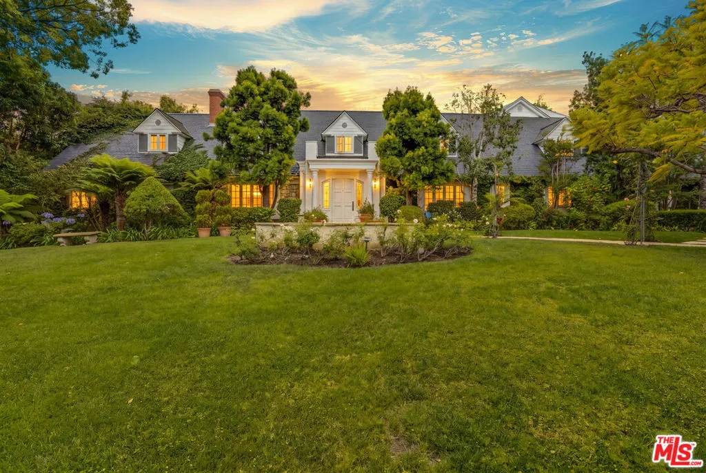 821 N Whittier Dr