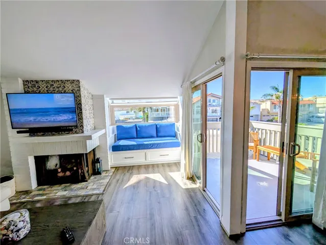 Peak a Ocean View