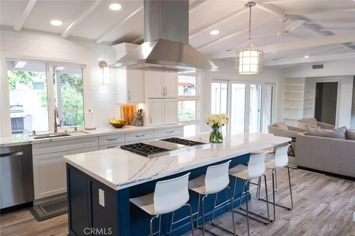 129 Via Nice, Newport Beach, California 92663