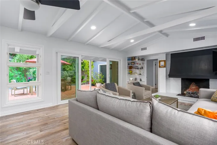 129 Via Nice, Newport Beach, California 92663