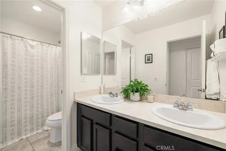 Secondary bathroom