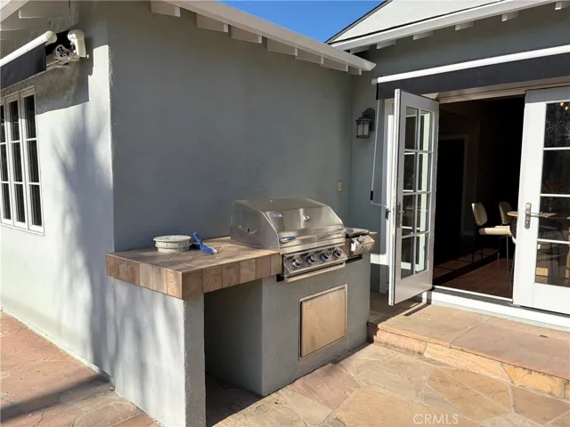 5704 Columbus, Sherman Oaks, California 91411