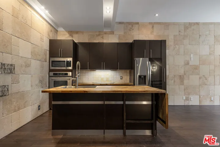8740 Wonderland Avenue, Los Angeles, California 90046