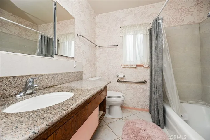 1830 W Chalet Street, Anaheim, California 92804