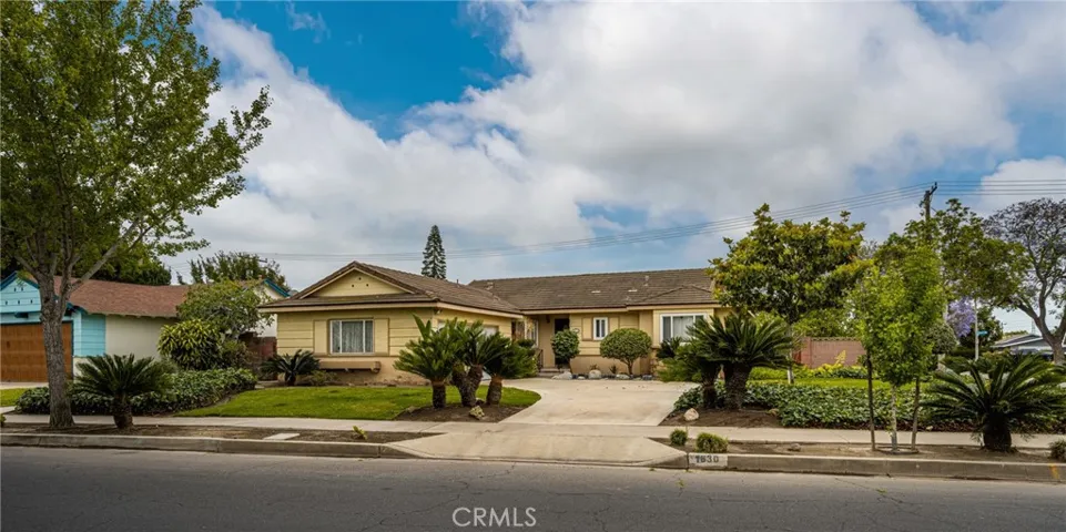 1830 W Chalet Street, Anaheim, California 92804