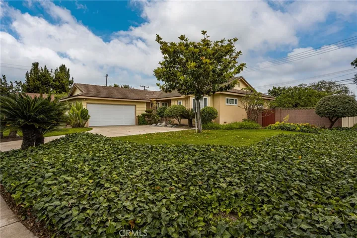 1830 W Chalet Street, Anaheim, California 92804