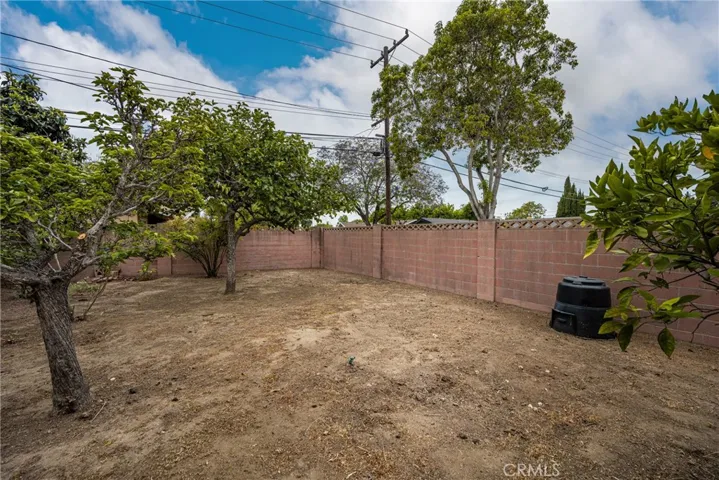 1830 W Chalet Street, Anaheim, California 92804