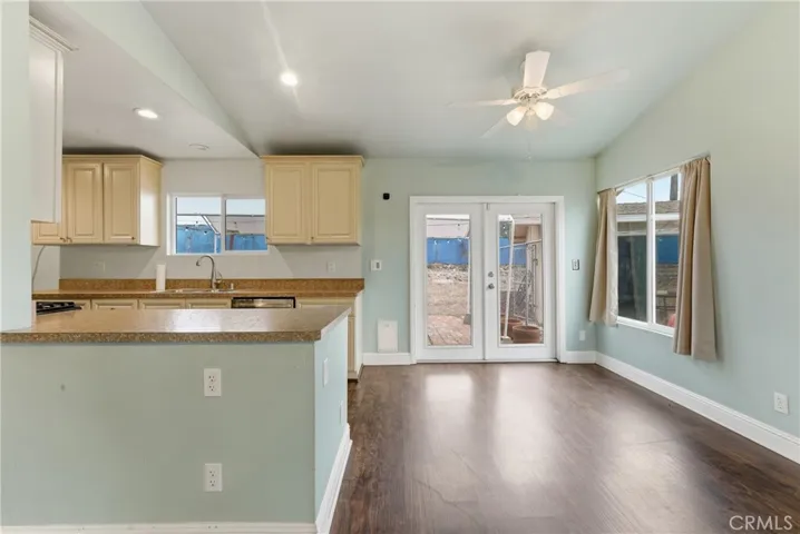 302 S Treanor, Glendora, California 91741