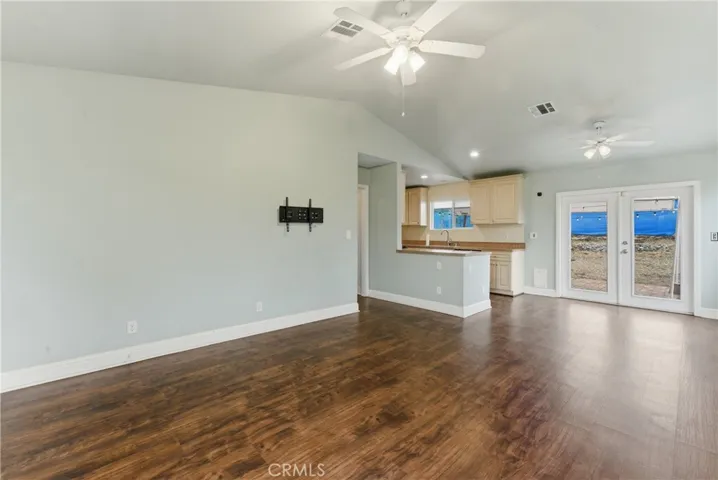 302 S Treanor, Glendora, California 91741