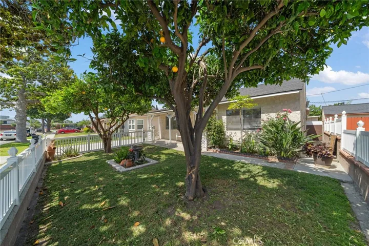 13607 Benfield, Norwalk, California 90650
