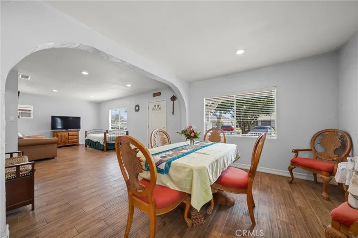Spacious open-concept living and dinning area
