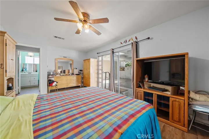 13607 Benfield, Norwalk, California 90650