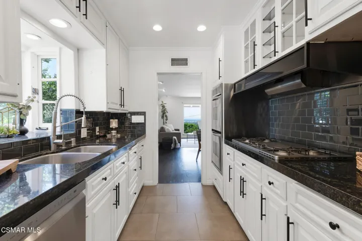 22438 Venido Rd  -  HsHProd-36