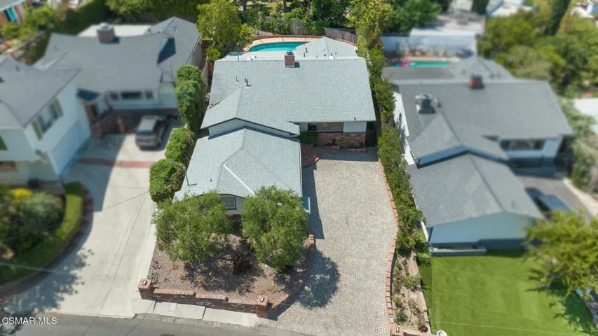 22438 Venido Rd  -  HsHProd-10