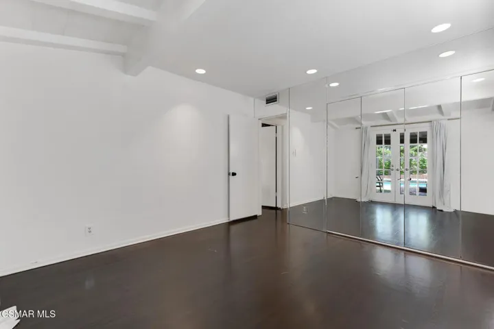 22438 Venido Rd  -  HsHProd-47