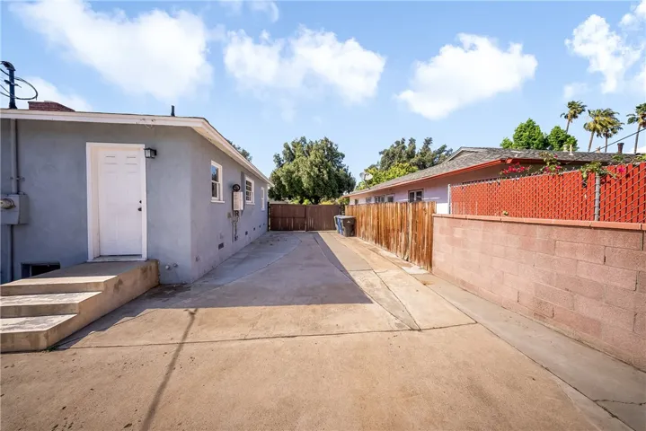 9684 Sharon, Riverside, California 92503
