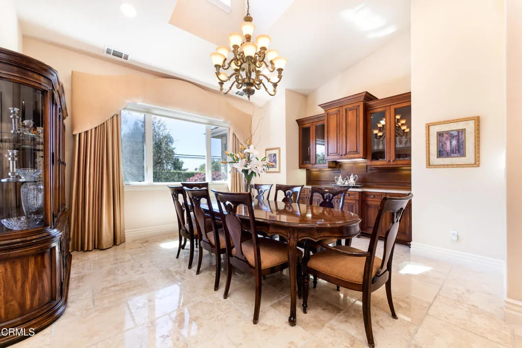 208 Valley Vista30