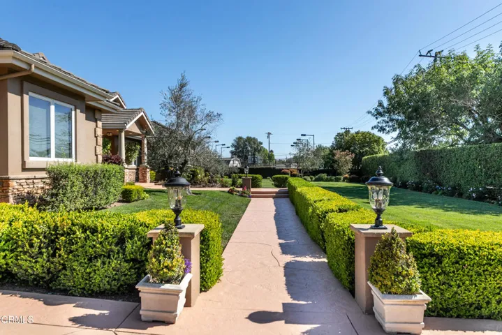 208 Valley Vista17