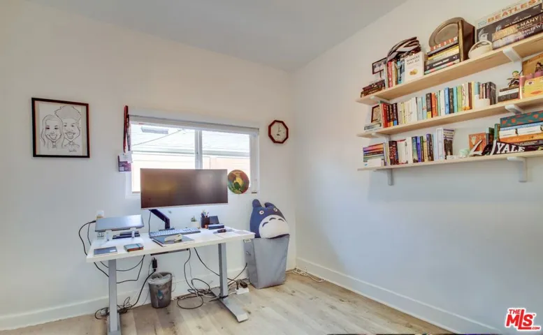 UNIT 401: BEDROOM 2