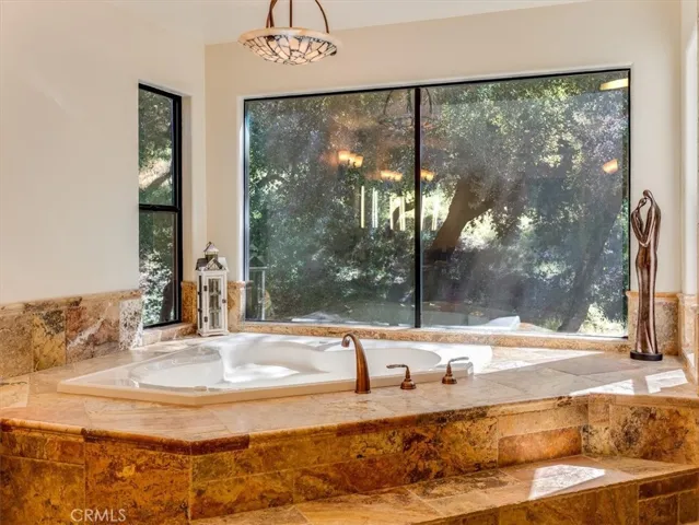 13940 Spring Meadow Lane, Atascadero, California 93422