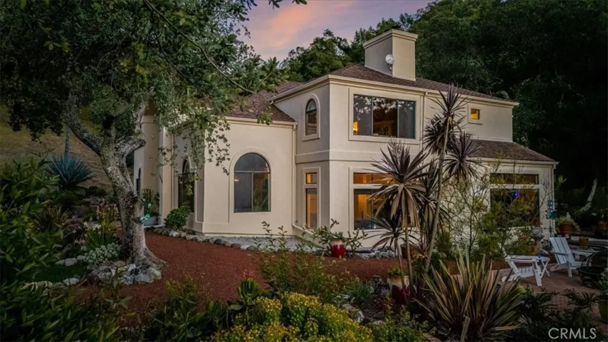 13940 Spring Meadow Lane, Atascadero, California 93422