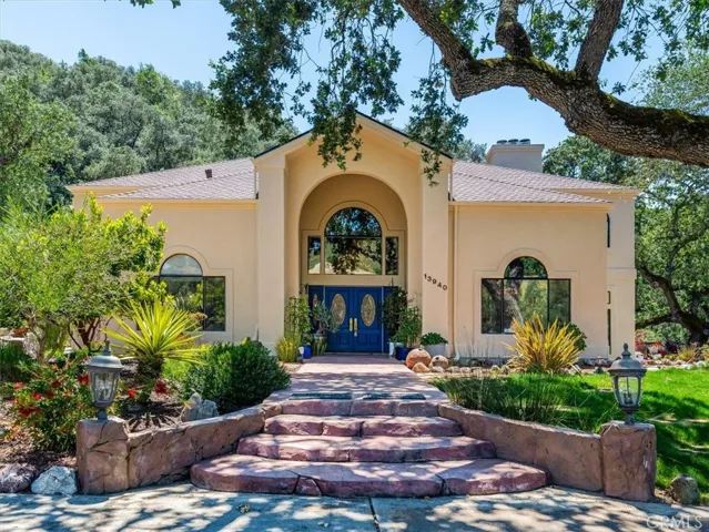 13940 Spring Meadow Lane, Atascadero, California 93422