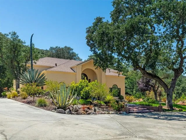 13940 Spring Meadow Lane, Atascadero, California 93422