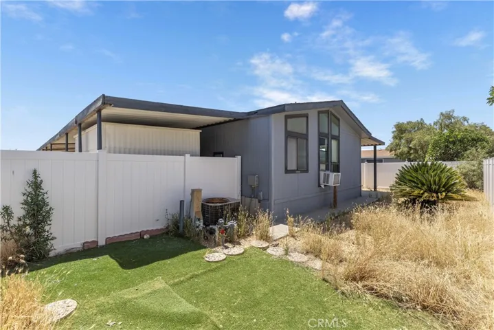 2230 Lake Park 224, San Jacinto, California 92583