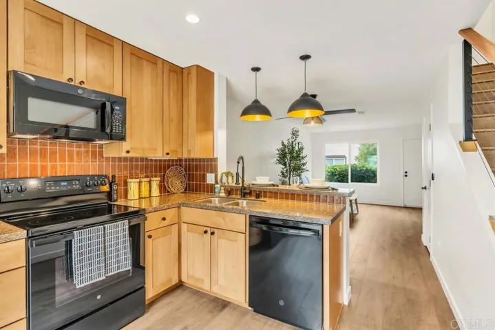 10185 Peaceful Court, Santee, California 92071