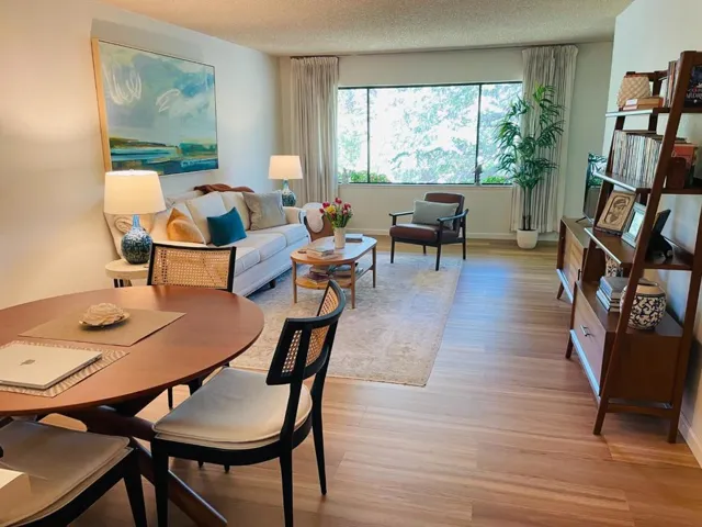 2140 Santa Cruz Avenue 203, Menlo Park, California 94025