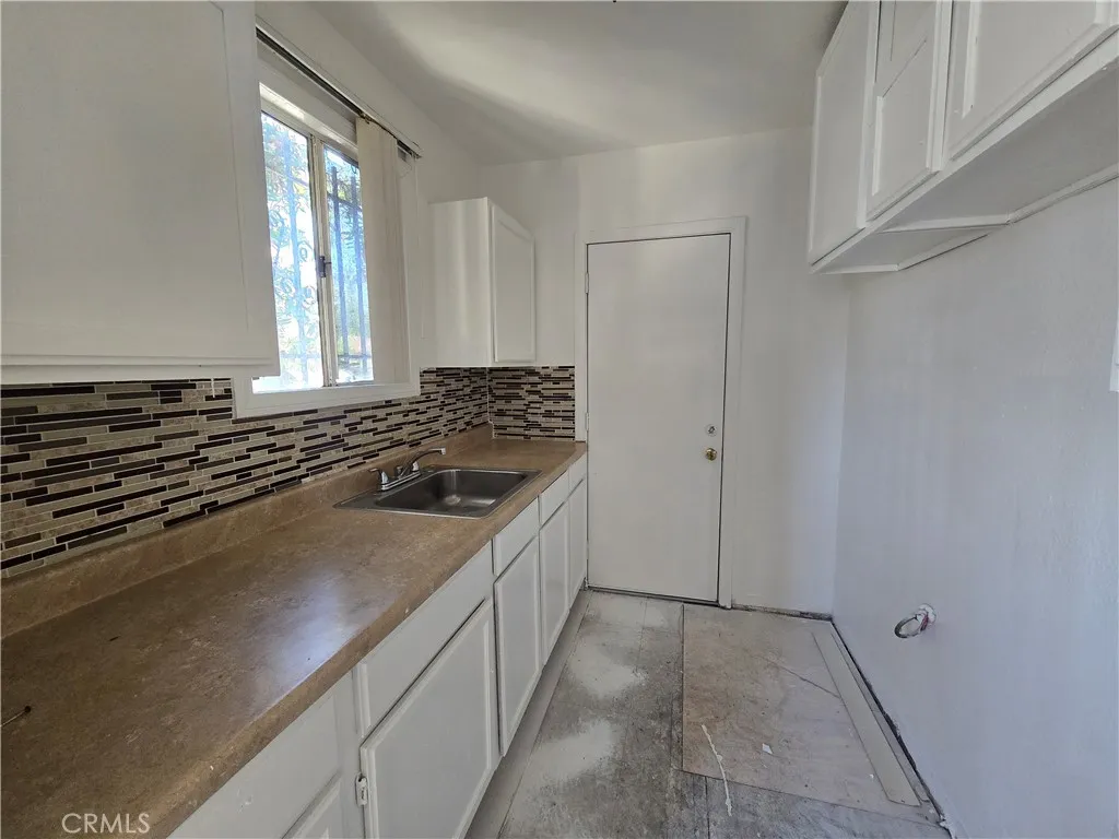 1914 Locust, Long Beach, California 90806 — photo 5