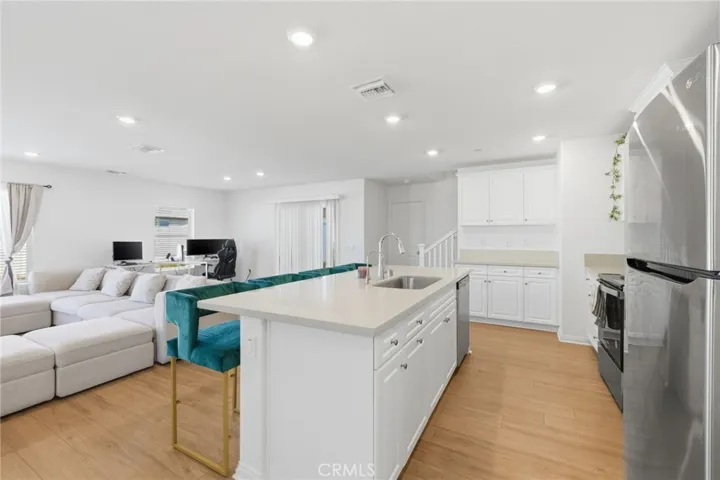 25457 Pine Ridge, Homeland, California 92548
