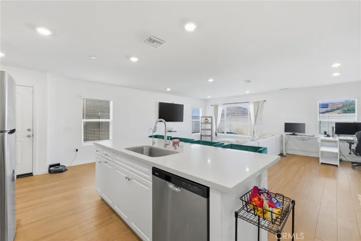 25457 Pine Ridge, Homeland, California 92548