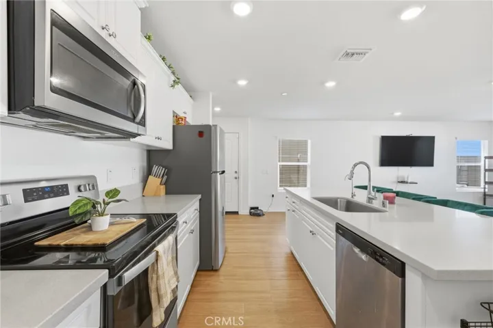 25457 Pine Ridge, Homeland, California 92548